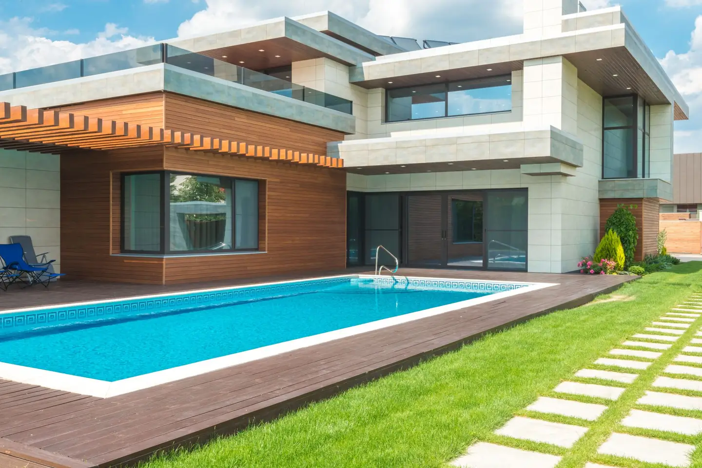 Swimming pool built in Maianbar, NSW
